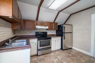 518 Scott Ave, Oshkosh, WI 54901 - Photo 11