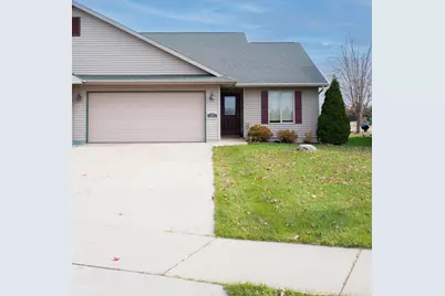 220 Brooke Drive, Omro, WI 54963 - Photo 1
