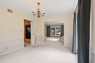 1909 N Nicholas St, Appleton, WI 54914 - Photo 19