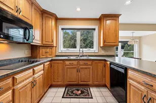 1909 N Nicholas St, Appleton, WI 54914 - Photo 11