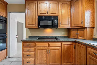 1909 N Nicholas Street, Appleton, WI 54914 - Photo 13