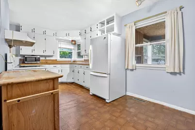 633 S Cambridge Street, Wautoma, WI 54982 - Photo 5