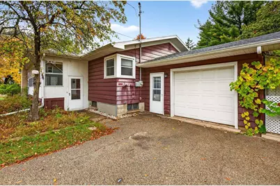 633 S Cambridge Street, Wautoma, WI 54982 - Photo 3