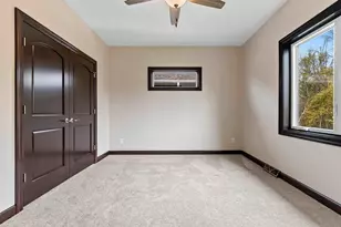 2534 N Stellita Cir, De Pere, WI 54115 - Photo 33