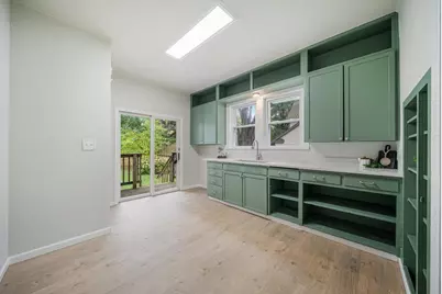 88 N Clinton Avenue, Clintonville, WI 54929 - Photo 15