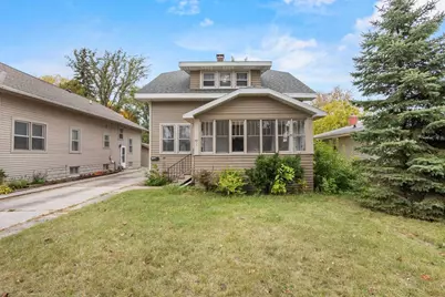 856 James Street, Green Bay, WI 54303 - Photo 1