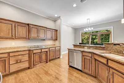 3335 Langdon Street, Green Bay, WI 54311 - Photo 9