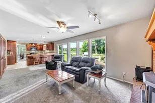 433 Fairview Way, Shawano, WI 54166 - Photo 9