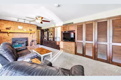 433 Fairview Way, Shawano, WI 54166 - Photo 7