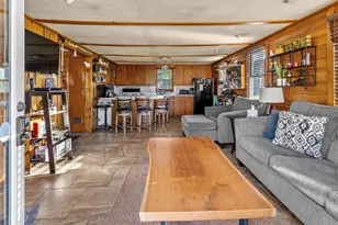 8923 Twin Harbor Rd, Sturgeon Bay, WI 54235 - Photo 9