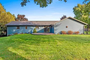 120 Hillside Ln, Shawano, WI 54166 - Photo 5