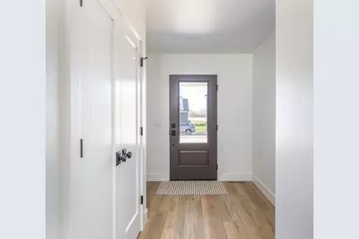 1622 Sage Crossing, Oshkosh, WI 54904 - Photo 3