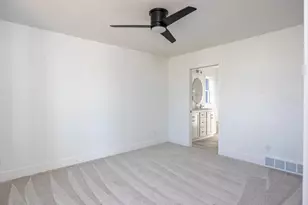 1622 Sage Xing, Oshkosh, WI 54904 - Photo 17