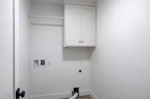 1622 Sage Xing, Oshkosh, WI 54904 - Photo 13