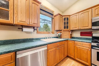 4980 Broderick Road, Omro, WI 54963 - Photo 7