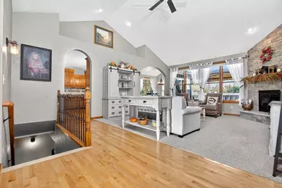 1516 Kingswood Drive, Neenah, WI 54956 - Photo 27