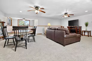 1516 Kingswood Dr, Neenah, WI 54956 - Photo 57