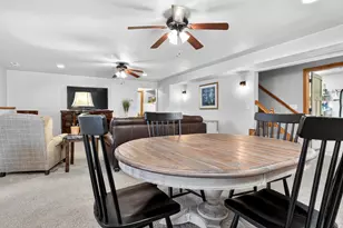 1516 Kingswood Dr, Neenah, WI 54956 - Photo 59