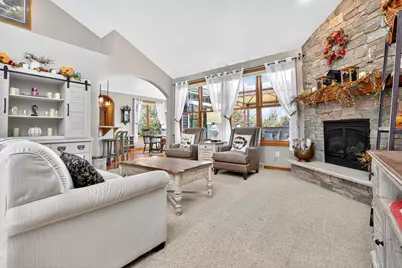 1516 Kingswood Drive, Neenah, WI 54956 - Photo 31