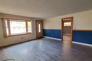 W8643 Adams Beach Dr, Clintonville, WI 54929 - Photo 9