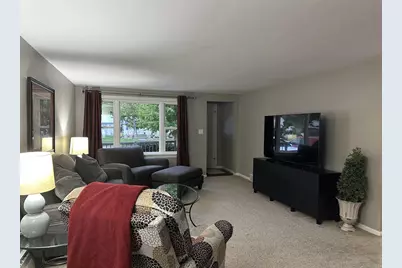 1193 Bond Street, Green Bay, WI 54303 - Photo 7