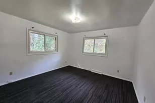 N2071 Mary Jane Cir, Waupaca, WI 54981 - Photo 15