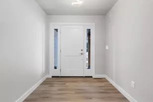 2576 Meyer Wy, De Pere, WI 54115 - Photo 7