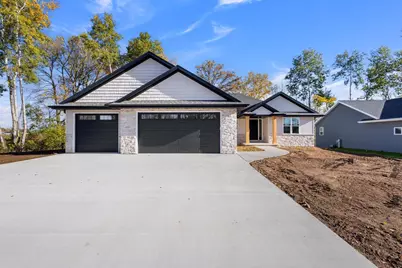 2576 Meyer Way, De Pere, WI 54115 - Photo 3