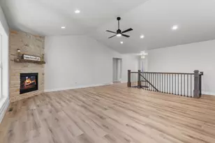 2576 Meyer Wy, De Pere, WI 54115 - Photo 11