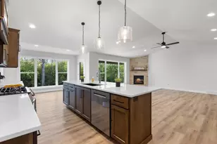 2576 Meyer Wy, De Pere, WI 54115 - Photo 17