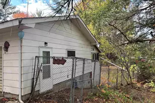 W7924 Coleman Ave, Amberg, WI 54102 - Photo 3