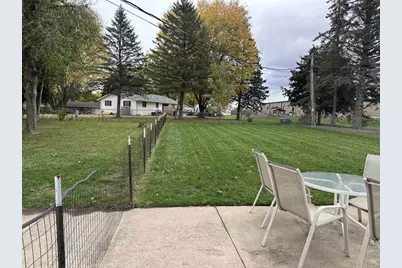 308 S Maple Street, Black Creek, WI 54106 - Photo 3