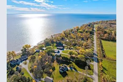 3660 Cty Road S, Little Suamico, WI 54141 - Photo 77