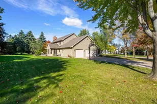 13 Olde Paltzer Ln, Appleton, WI 54913 - Photo 9