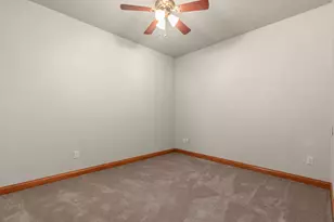 592 Cornrow Ln, Combined Locks, WI 54113 - Photo 43