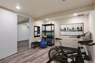 2584 Riverside Dr, Green Bay, WI 54301 - Photo 47