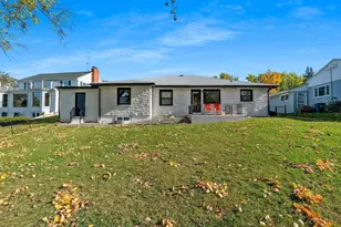 2584 Riverside Dr, Green Bay, WI 54301 - Photo 53