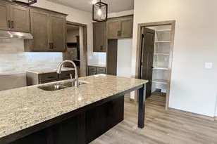 2289 Oliver Ln, Green Bay, WI 54313 - Photo 9