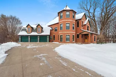 2133 Palmer Court, Green Bay, WI 54311 - Photo 1