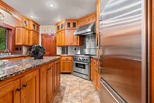 2133 Palmer Ct, Green Bay, WI 54311 - Photo 15