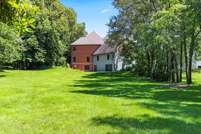 2133 Palmer Court, Green Bay, WI 54311 - Photo 3