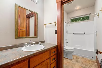 2133 Palmer Court, Green Bay, WI 54311 - Photo 45