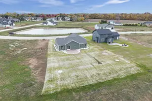 N8034 Oakwood Dr, Sherwood, WI 54169 - Photo 29