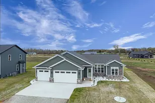 N8034 Oakwood Dr, Sherwood, WI 54169 - Photo 27