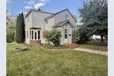 113 E Liberty Street, Berlin, WI 54923 - Photo 1