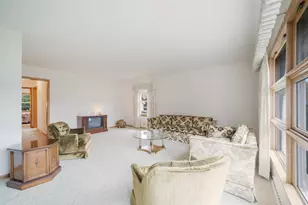 1819 Hubbard St, Oshkosh, WI 54902 - Photo 5