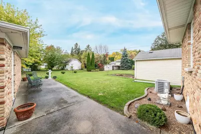 1819 Hubbard Street, Oshkosh, WI 54902 - Photo 39