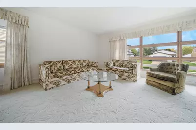 1819 Hubbard Street, Oshkosh, WI 54902 - Photo 9