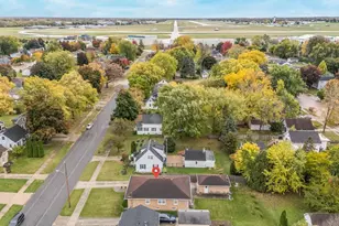 1819 Hubbard St, Oshkosh, WI 54902 - Photo 3