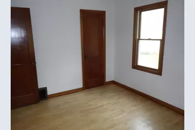 136 Garfield Avenue, Clintonville, WI 54929 - Photo 7